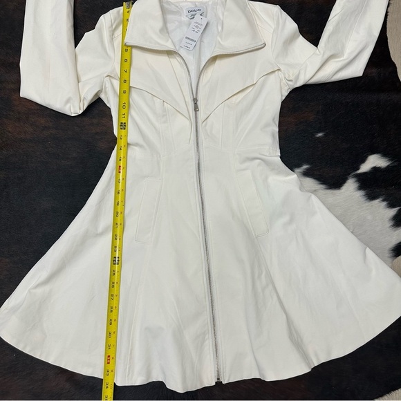 Bebe Margret Canvas Tea SZ Medium Ivory Coquette Fit And Flare Retail $169 NWT - Picture 9 of 11